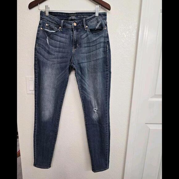 Levi's Signature Gold Jeans Women's 6 Mid-Rise Skinny 28.5" Inseam Distress - Picture 1 of 7